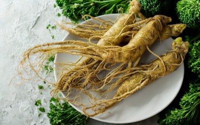 Ženšenis: kuo jis naudingas organizmui ir kaip jį vartoti?